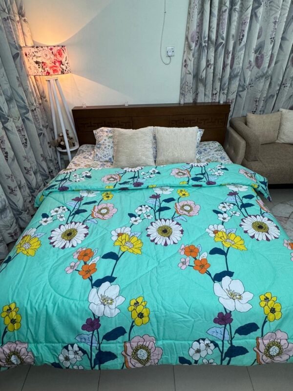 Classic Comforter king Size- Paste - Image 3