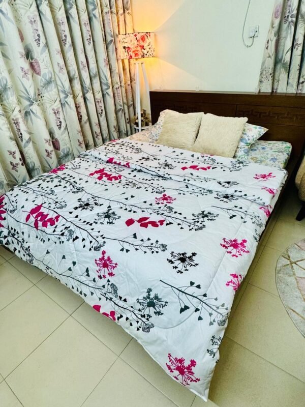 Classic Comforter king Size- (White)