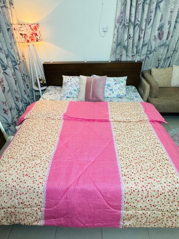 Basic Comforter king Size. (pink) - Image 2